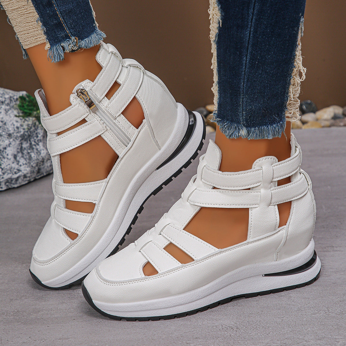 Sandales Femme à Bout Fermé et Découpes – Chaussures d'Été à Semelle Compensée, Tendance et Confortables