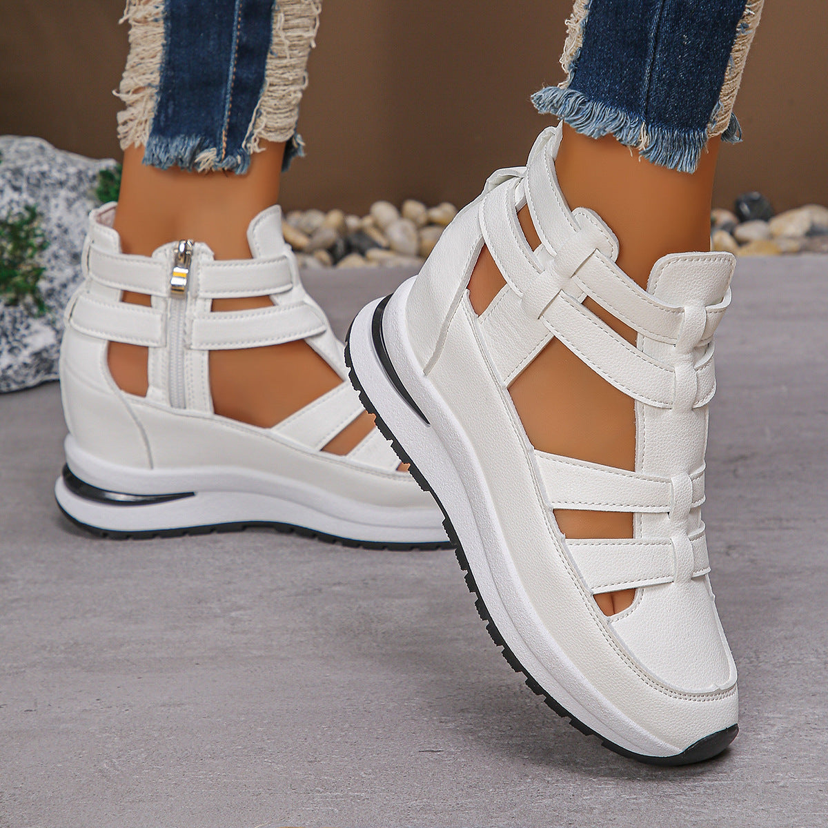 Sandales Femme à Bout Fermé et Découpes – Chaussures d'Été à Semelle Compensée, Tendance et Confortables
